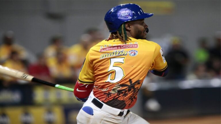 Tiburones de La Guaira triunfó ante Cardenales de Lara
