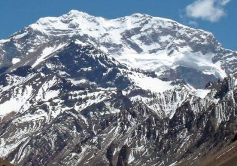 Un estadounidense muere en Argentina mientras escalaba el cerro Aconcagua