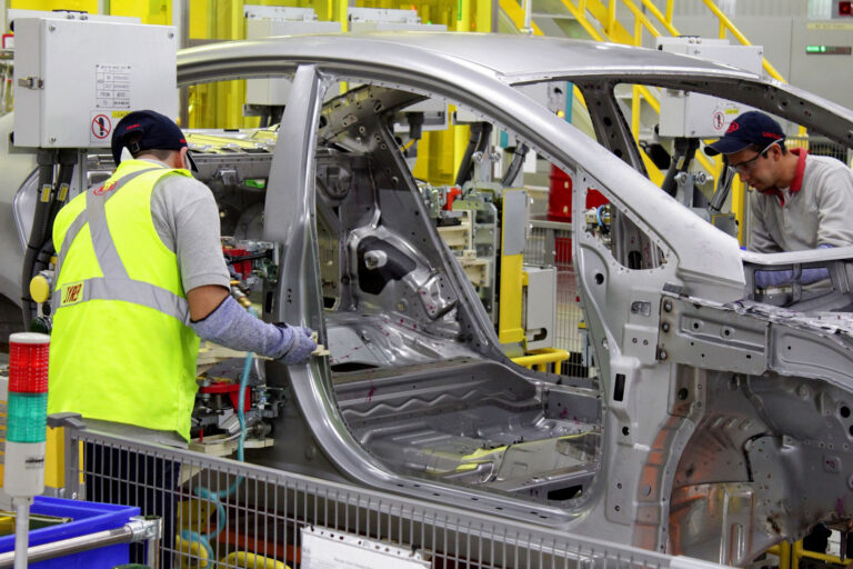 Sector de autopartes cerró el 2023 con capacidad del 80%