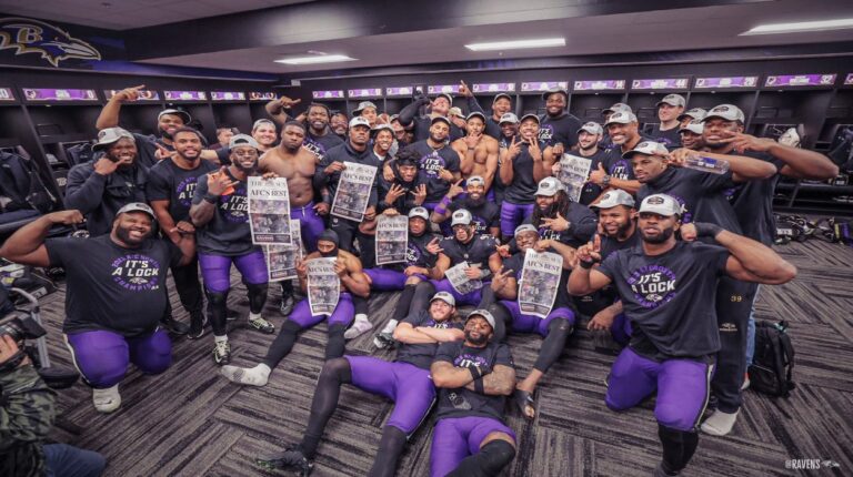 Ravens conquistó el título del Norte y el primer lugar de la AFC