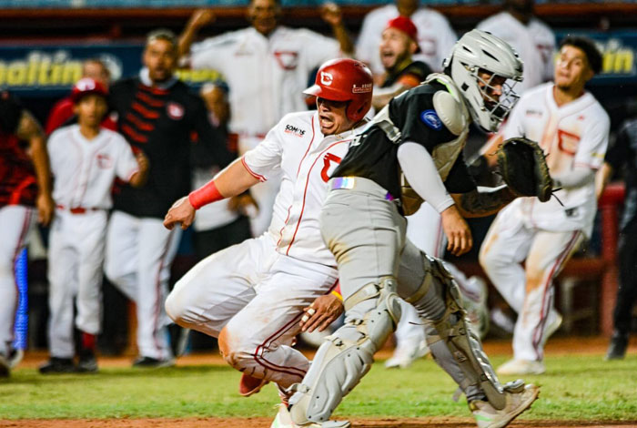 Cardenales dejó en el terreno y eliminó a Bravos