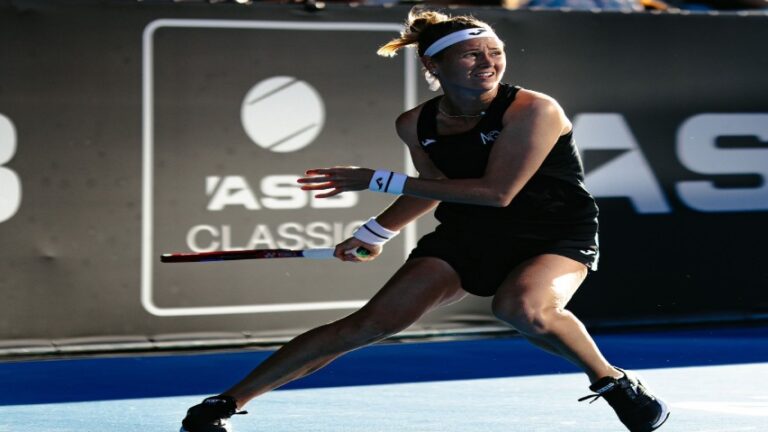 Bouzkova se instala en cuartos de final de Auckland