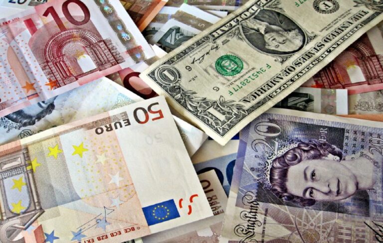Euro sube hasta los $1,076