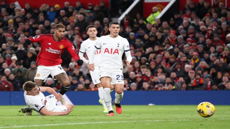 Tottenham y Manchester United firmaron el empate en un duelo electrizante