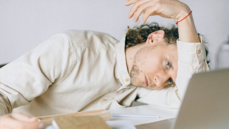 ¿Cómo detectar la procrastinación y cómo vencerla?