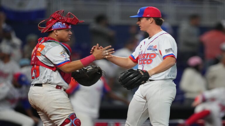 Criollos de Caguas debutó con victoria en la Serie del caribe