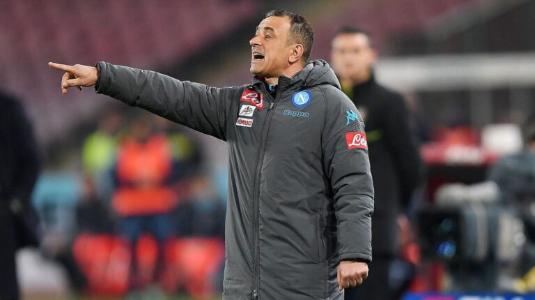 Nápoli cambió de técnico antes de jugar ante Barcelona por la Champions