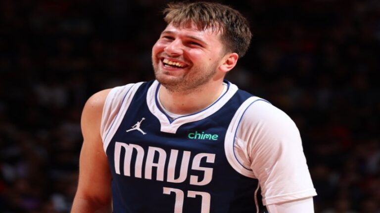 Doncic celebró su cumpleaños con un nuevo triple-doble