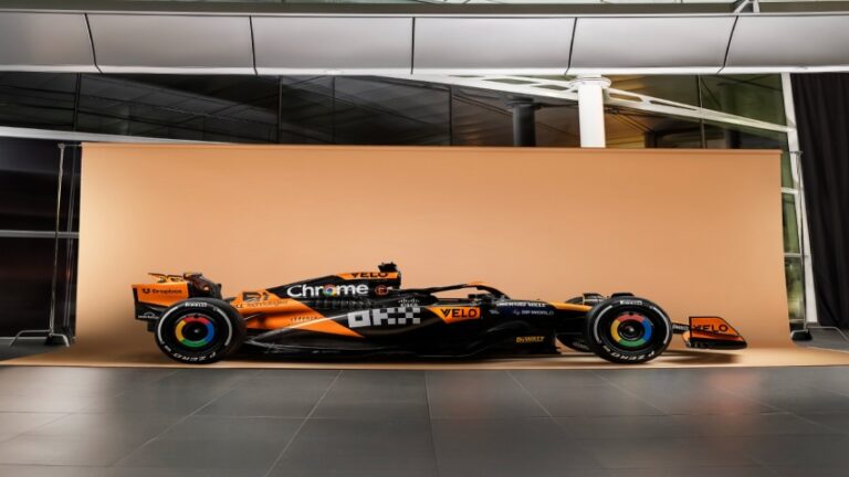 McLaren estrena el MCL38 de cara al inicio de temporada
