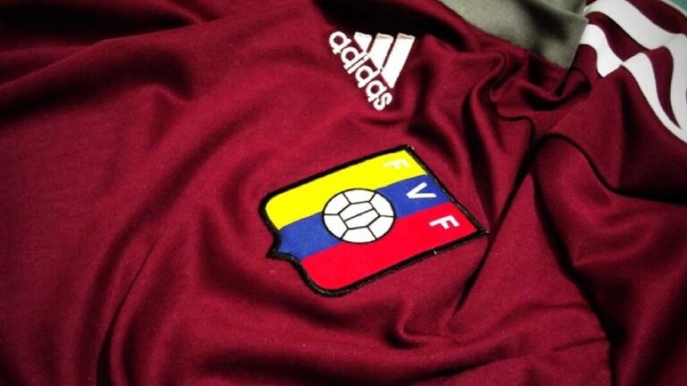 La vinotinto con altas expectativas con la nueva camiseta