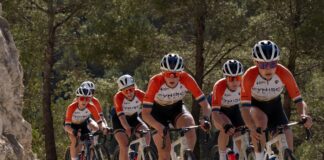UCI sanciona a Cynisca por hacer pasar a mecánica por ciclista