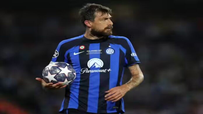 Acerbi apartado de la selección de Italia