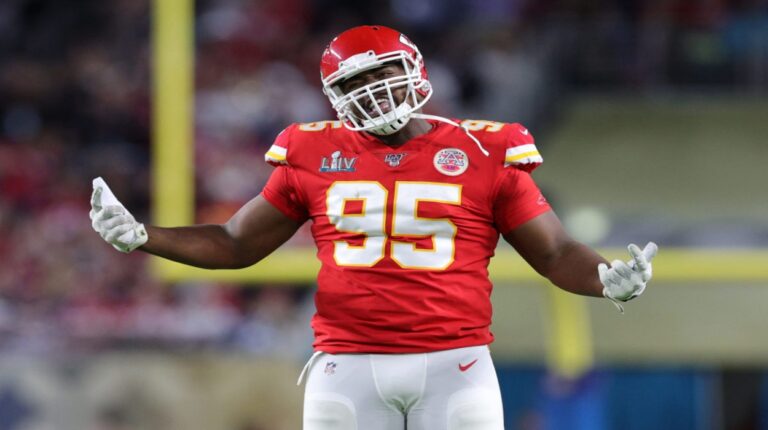 Chris Jones renovó con Kansas City para ser el ‘tackle’ mejor pagado