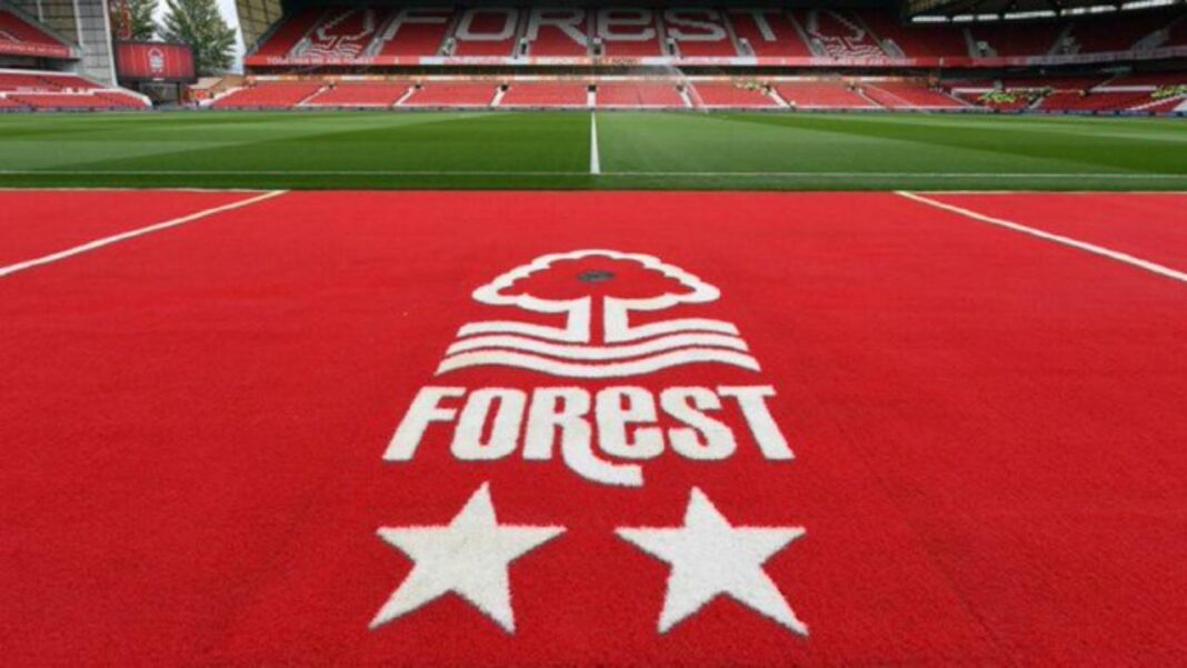 Nottingham Forest sancionado con cuatro puntos por problemas financieros