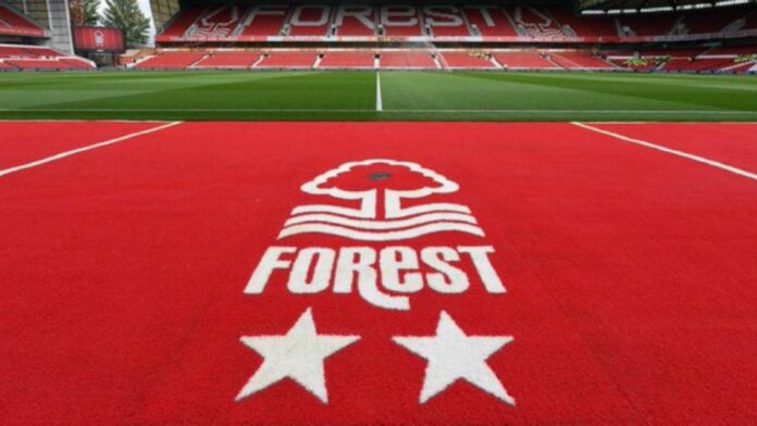 Nottingham Forest sancionado con cuatro puntos por problemas financieros
