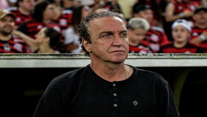 Athletico Paranaense causa polémica al contratar al técnico Cuca