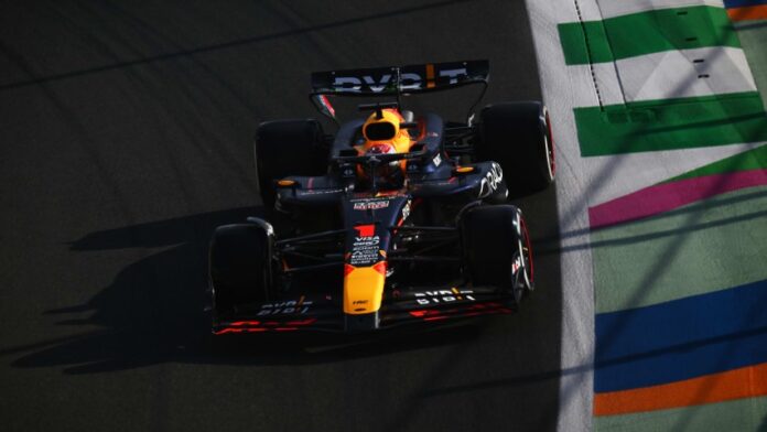 Verstappen comandó la primera práctica de F1