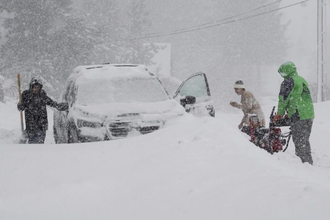 Más de 6,5 millones de personas en alerta en California por una inusual tormenta de nieve