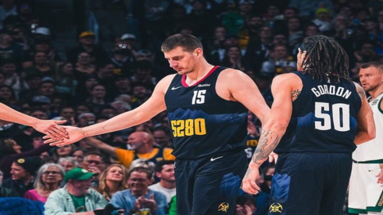 Jokic hizo respetar su casa ante Celtics