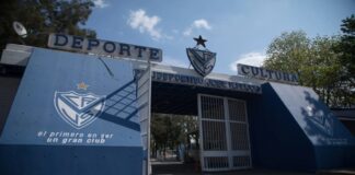 Cuatro jugadores del club Vélez Sarsfield fueron denunciados ante la Justicia por presunto abuso sexual