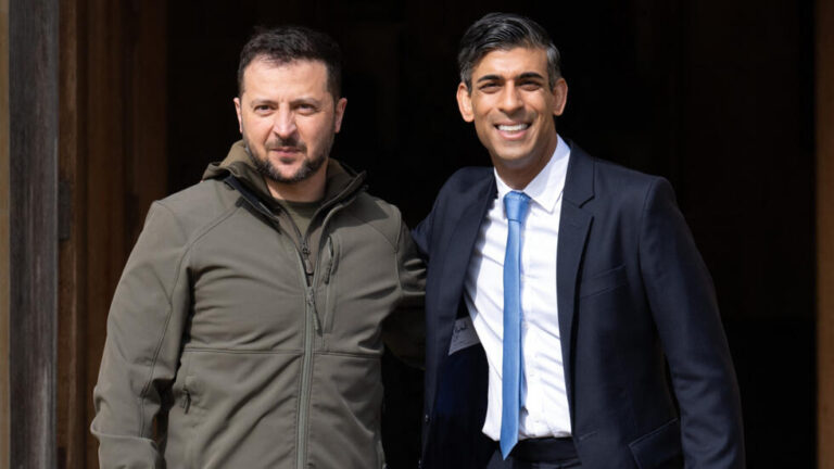 Sunak da garantías a Zelenski del «apoyo firme» de su país a la defensa de Ucrania