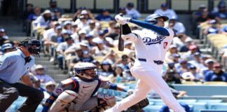 Ohtani hizo historia en la paliza de los Dodgers