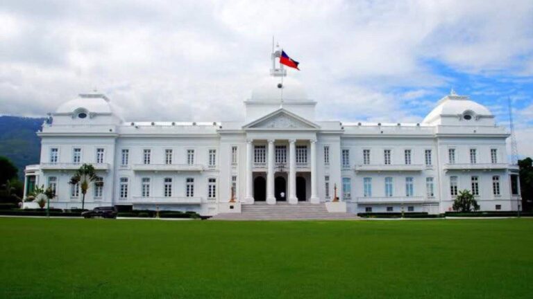 Constituyen oficialmente el Consejo Presidencial para la transición en Haití
