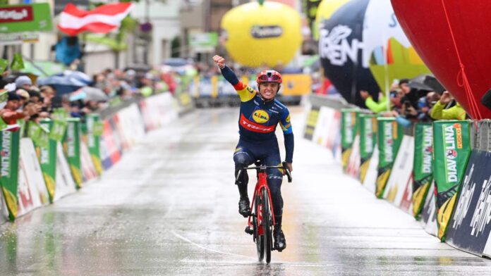 Juanpe López dominó la tercera etapa de Los Alpes