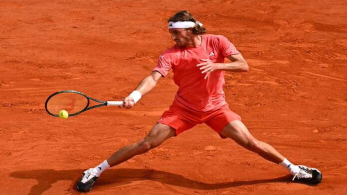 Tsitsipas avanzó a dieciseisavos de Montecarlo