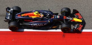 Verstappen lideró jornada lluviosa de prácticas libres