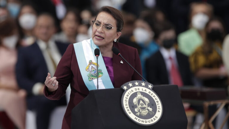 Honduras condena «intolerable» irrupción de la Policía ecuatoriana en Embajada de México