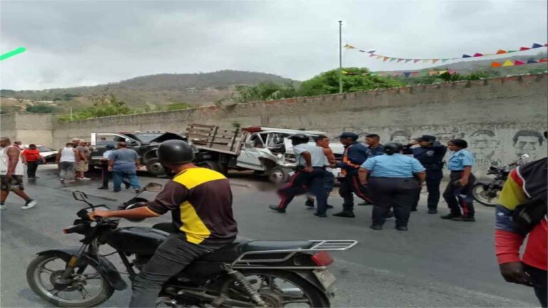Accidente de tránsito en una cola de gasolina en Mampote deja un fallecido y dos heridos