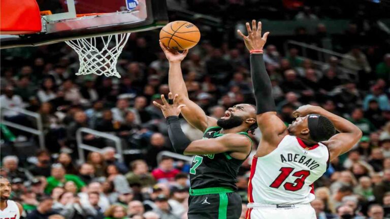 Boston derrumbó al Heat para avanzar a las semifinales del este