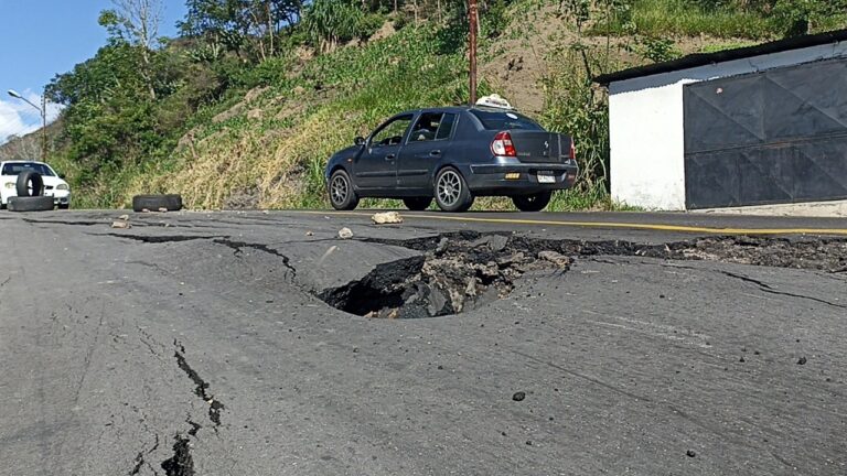 En Táchira avanzan planes para obras en carretera hacia la frontera