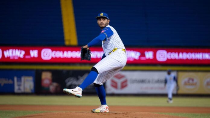 Erick Leal pasa a los Leones en múltiple cambio de Magallanes