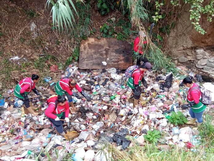 Ejecutaran plan de limpieza en quebradas de Caracas