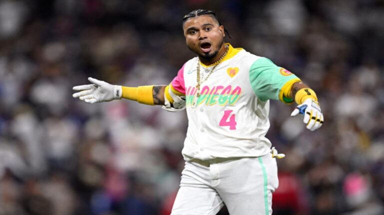 Luis Arraéz deja en el terreno a los Dodgers