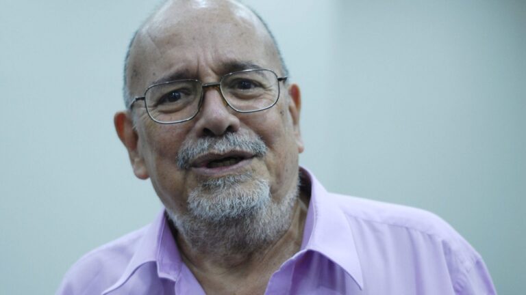 Exrector suplente del CNE no ve posible un pacto entre candidatos