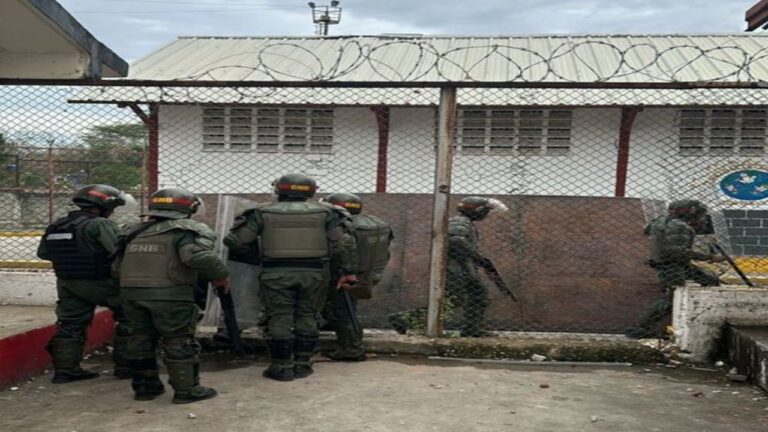Un muerto y 9 heridos dejó riña en Yare II