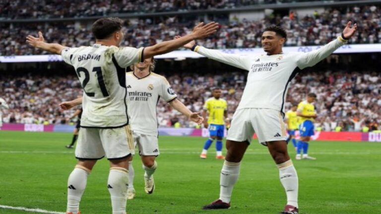 Real Madrid golea y se acerca al título de La Liga
