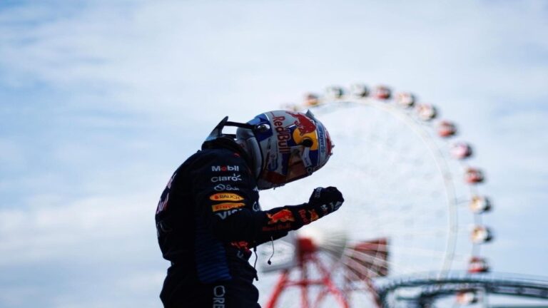 Verstappen insiste en su dominio y se impone en la carrera al sprint