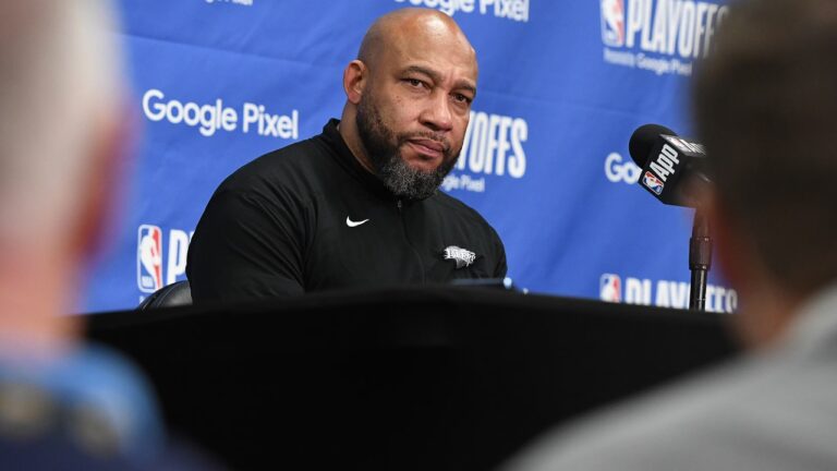 Los Angeles Lakers despiden a Darvin Ham