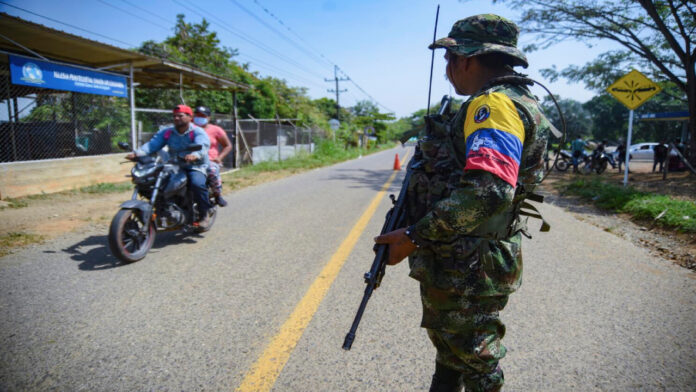 Aumenta a dos el número de muertos en un ataque con explosivos en el suroeste de Colombia