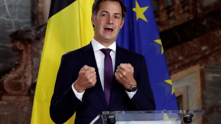 El primer ministro belga anuncia que dimitirá tras los malos resultados de su partido