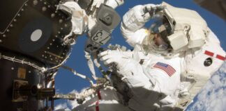 Suspenden caminata espacial en la EEI por problema con el traje de austronauta