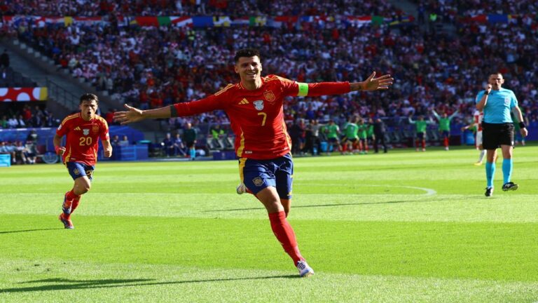 El fútbol total de España avasalló a Croacia