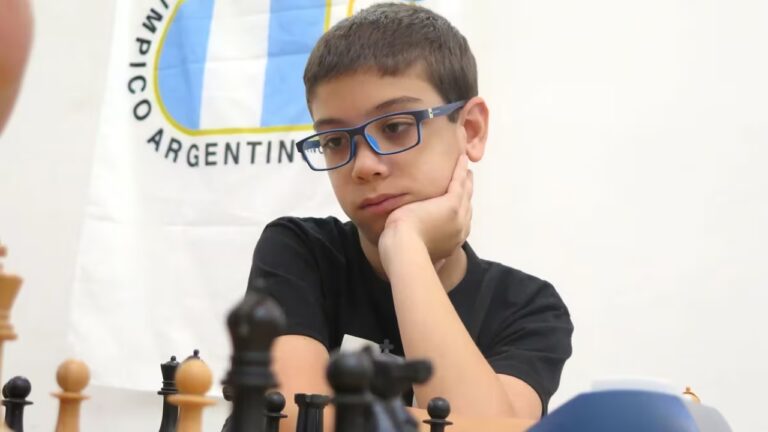 Argentino Faustino Oro a medio punto de ser maestro internacional más joven