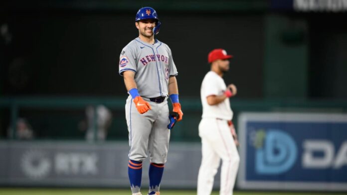 Luis Torrens responde para la causa de los Mets