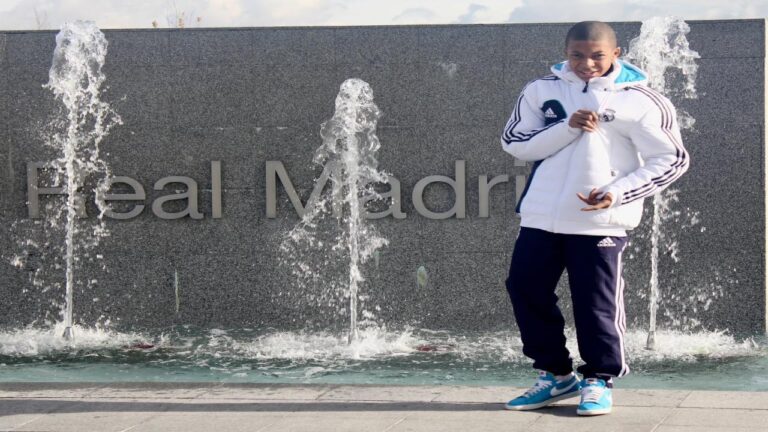 Mbappé: «Es imposible explicar lo feliz y emocionado que me siento»