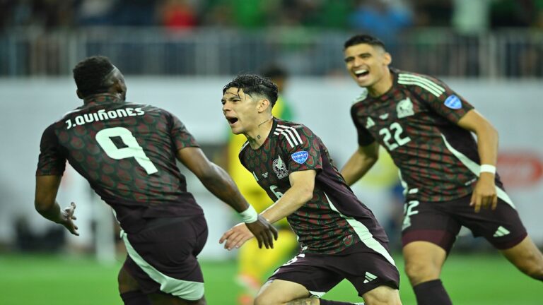 México logró una sufrida victoria ante Jamaica